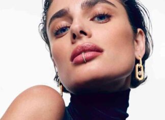 Taylor Hill Shines in Messika So Move Jewelry Campaign news-01102024-210211