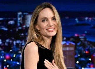 angelina-jolie-goes-barefoot-for-latest-appearance-in-style