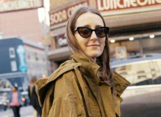 effortlessly-chic-holiday-collaboration-becky-malinsky-x-alex-mill