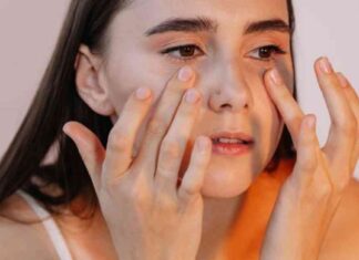 top-13-caffeine-eye-creams-recommended-by-skin-experts