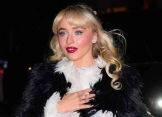 vintage-chanel-sabrina-carpenters-stunning-revenge-dress-look