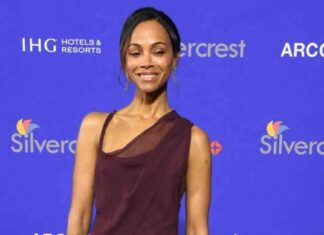 zoe-saldaa-wears-burgundy-gown-with-unexpected-edge