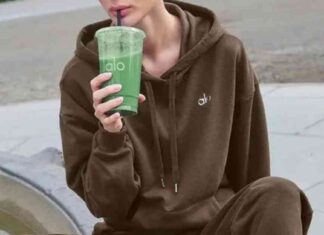 Coordinating Matching Sweatsuits for Effortless Style coordinating-matching-sweatsuits-for-effortless-style