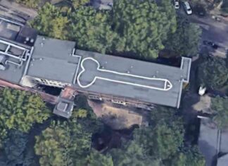 giant-penis-painted-on-elementary-school-roof-sparks-outrage