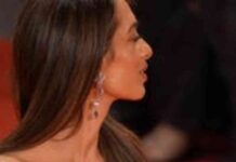 aubrey-plaza-stuns-in-white-outfit-at-cannes-film-festival