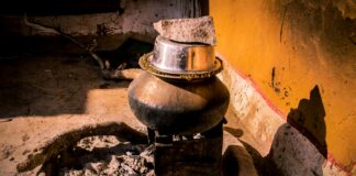 Smoked Old Fashioned: Discover the Secrets to This Timeless Classic pexels photo 22043498