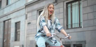 Is Aritzia Fast Fashion? Discover The Truth Behind Its Style pexels photo 3752928