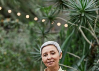 Fashion Trends For Older Women: Embrace Style With Confidence