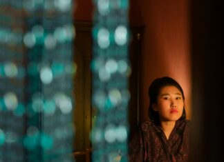 Fashion Designer Anna: Unraveling The Mystery Behind Her Crossword Fame