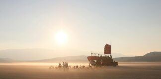 What Is Acubi Fashion? Discover Its Unique Style and Trends! pexels photo 12385338