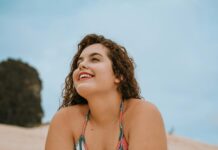 Bikini Cameltoe: How to Avoid It and Feel Confident at the Beach