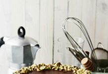 Royal Kitchen: Discover Secrets to Exquisite Culinary Mastery