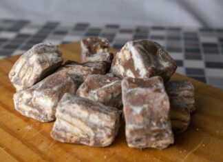 Brown Sugar Old Fashioned: Discover This Irresistibly Sweet Twist