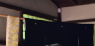 Colored Jeans: Discover Stunning Styles That Transform Your Look pexels photo 14693907