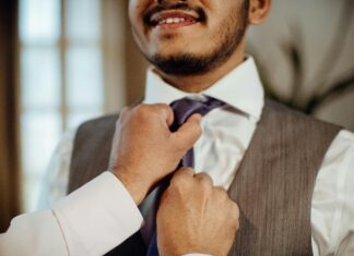 White Work Shirts: Discover the Ultimate Style for Professionals