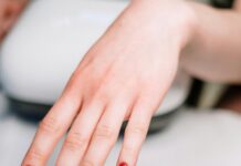 Gel Sticker Nails: Transform Your Look with Easy Nail Art Today!