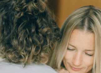 Sharing Wife: Discover The Secrets To A Thriving Open Relationship