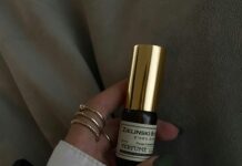 Shiny Nails Secrets: Discover Tips for Ultimate Nail Glamour