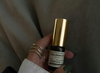 Shiny Nails Secrets: Discover Tips for Ultimate Nail Glamour