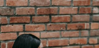 Straw Purse: Discover The Ultimate Accessory For Every Outfit pexels photo 9051825